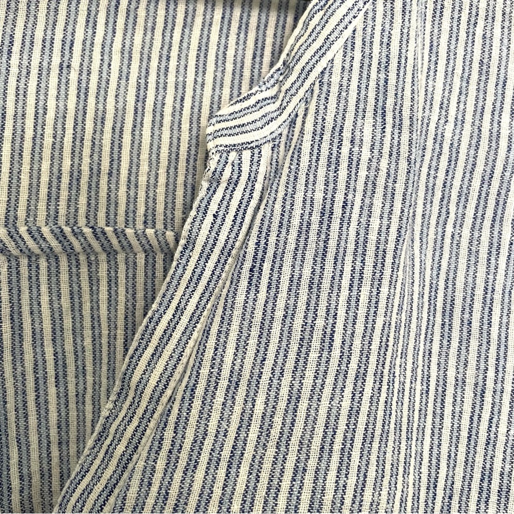 OLD NAVY Linen Cotton Blend Blue and White Striped Flutter Sleeve Blouse, XXL - Picture 6 of 15